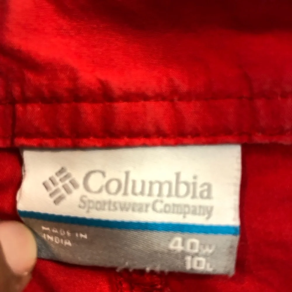 Columbia Flat Front Casual Chino Shorts Men's Size 40W Red Mid Rise‎ Pockets